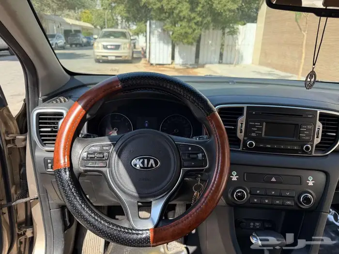 كيا سبورتاج 2017 ستاندر 1.6 نظيف جدا 24