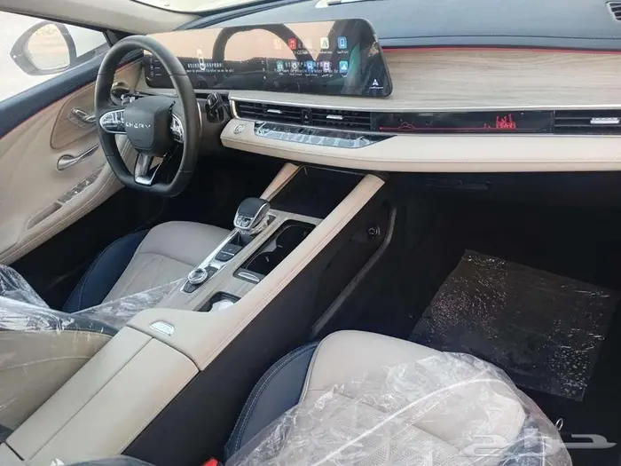 شيري اريزو 8 2025 لكجيري لدى سفنز التجارية للسيارات 9