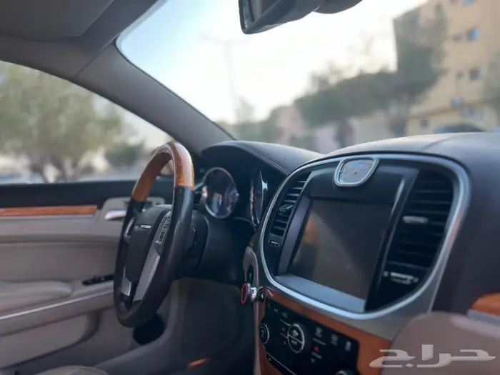 كرايسلر ممشى قليل بحالة ممتازة 38