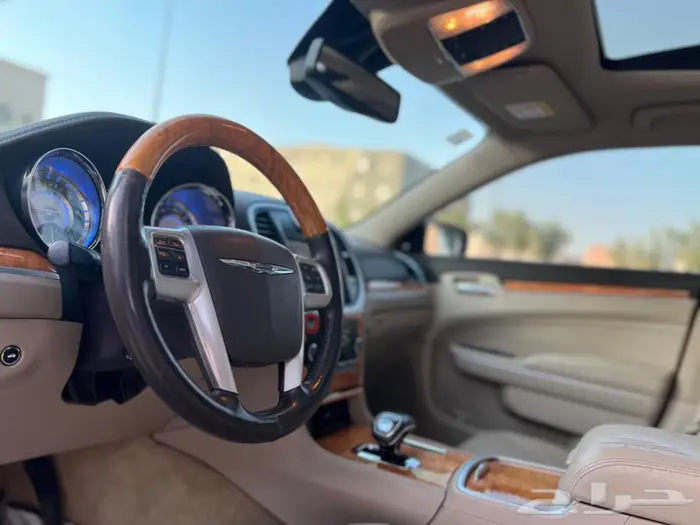 كرايسلر ممشى قليل بحالة ممتازة 35