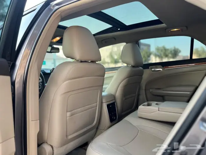 كرايسلر ممشى قليل بحالة ممتازة 59