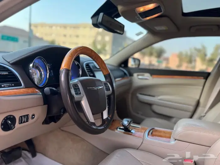 كرايسلر ممشى قليل بحالة ممتازة 39