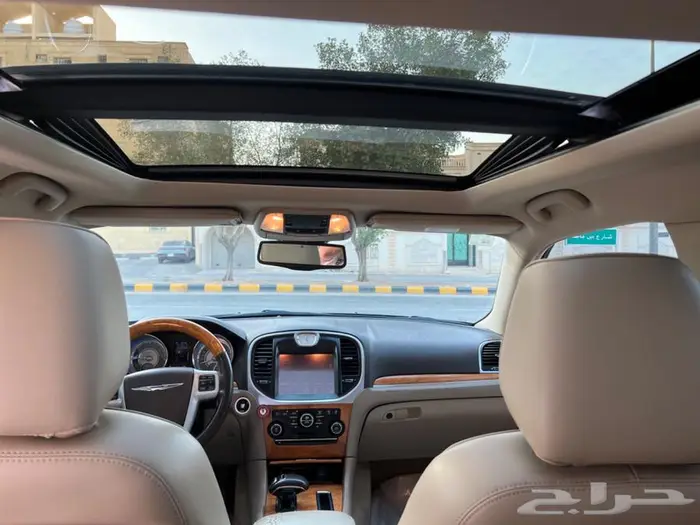 كرايسلر ممشى قليل بحالة ممتازة 51