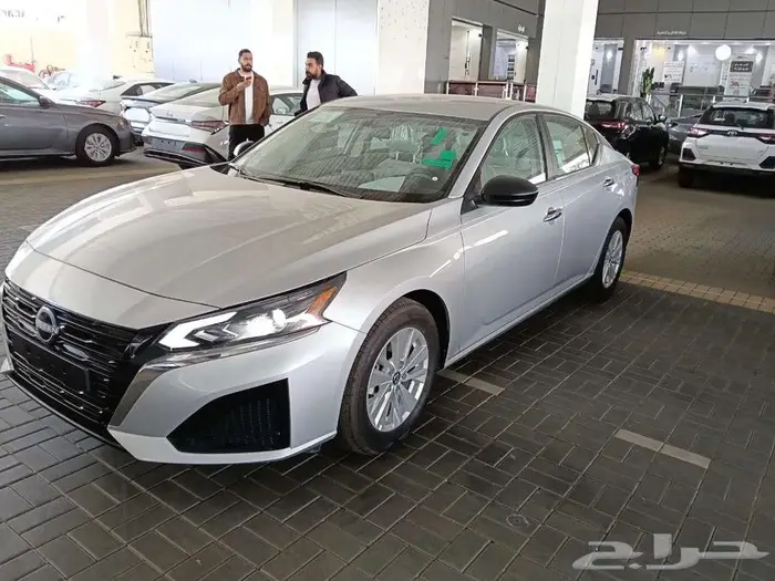نيسان التيما استاندر م 2026 - سعودي اللون فضي 2
