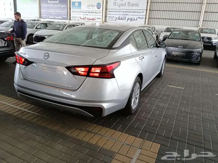 نيسان التيما استاندر م 2026 - سعودي اللون فضي 4