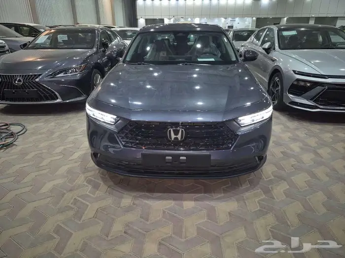 هوندا اكورد EX نص فل 2025 1