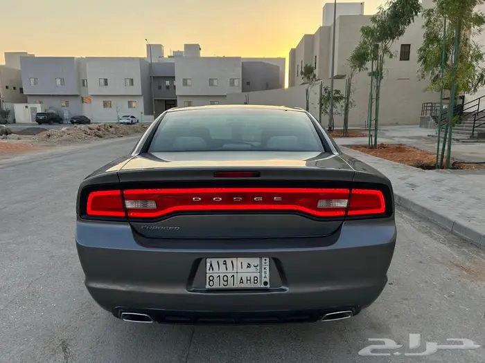 دوج تشارجر 4