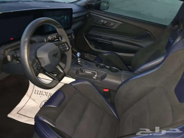 2025 Ford Mustang Dark Horse Coupe 7