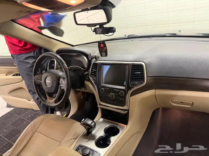 جيب جراند شوروكي 2014 للبيع نظيف 2