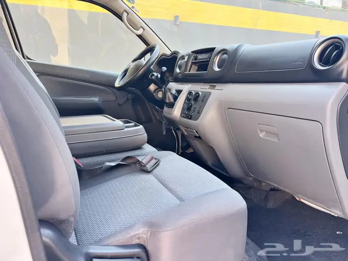 باص بضاعه نيسان اورفان 2021 نظيف جداد عداد قليل 9