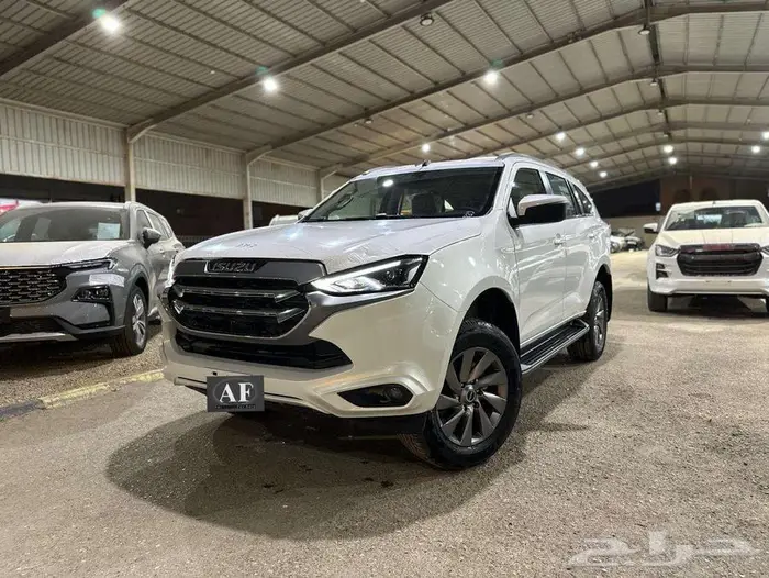 ايسوزو ام يو اكس فل كامل بدون دبل 2023- M U X 0