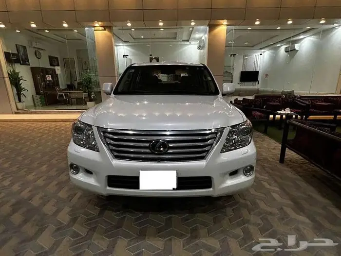 منوة المستخدم LX 570 سعودي فل كامل البيع 132000 0