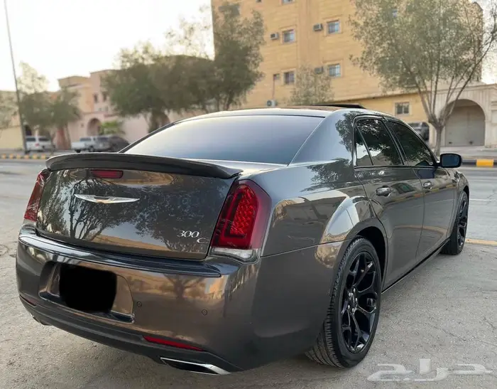 كرايسلر ممشى قليل بحالة ممتازة 20