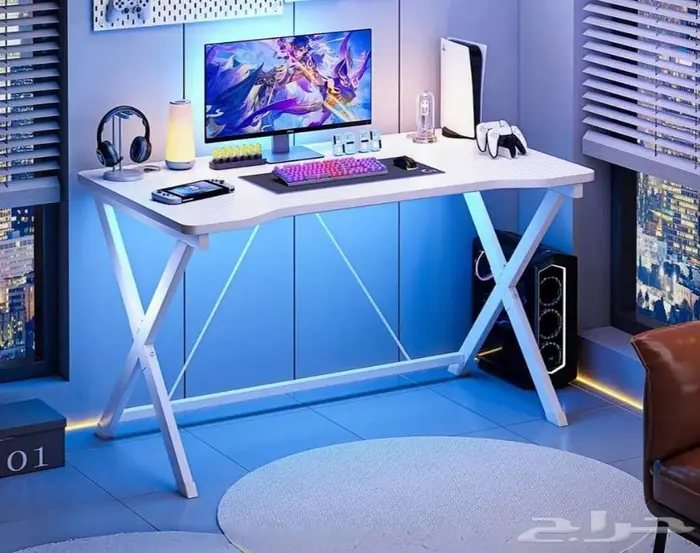 طاولة كمبيوتر 0