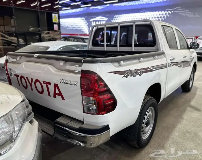 تويوتا هايلوكس غمارتين ديزل GL باقل سعر 4