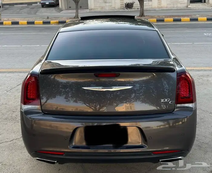 كرايسلر ممشى قليل بحالة ممتازة 18