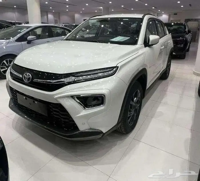 تويوتا اوربان كروزر ستاندر (GL) 2026 أقساط راتب يبدأ من 3500 0