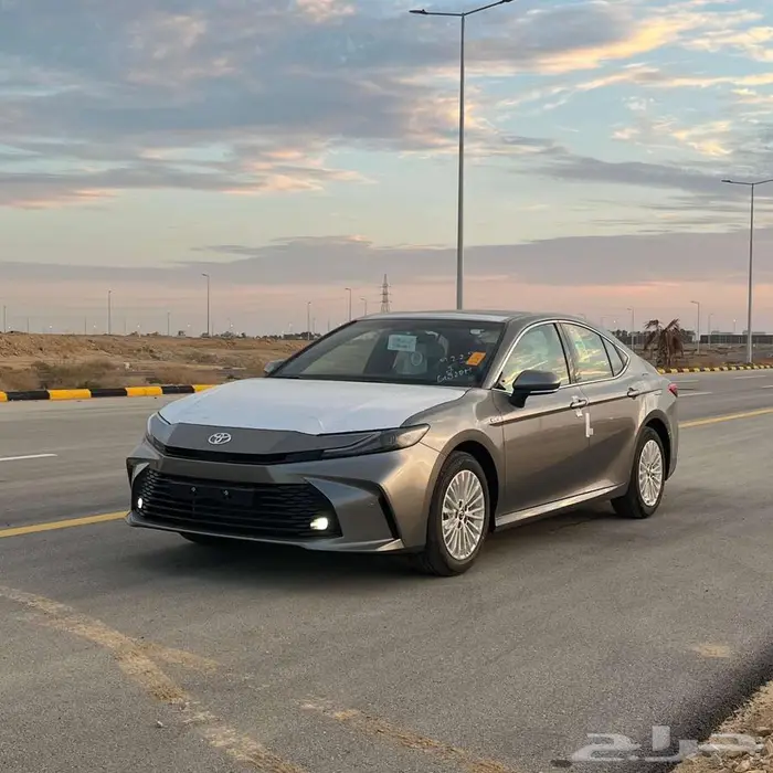 تويوتا كامري E-PLUS هايبرد 2025 كاش واقساط 1