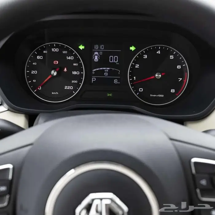 ام جي 5 ستاندر 2025 الشكل القديم اللون الاسود 17