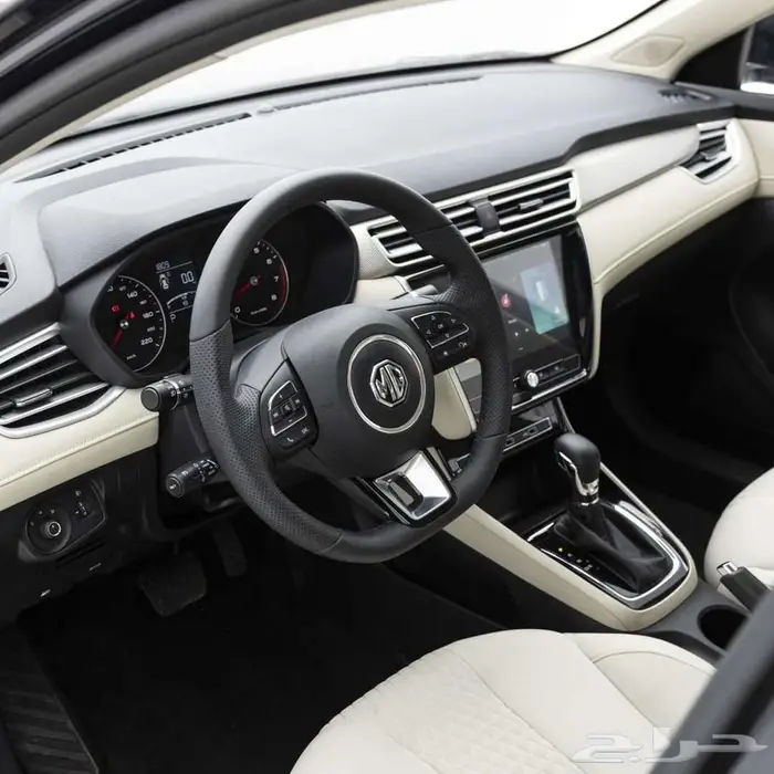 ام جي 5 ستاندر 2025 الشكل القديم اللون الاسود 13