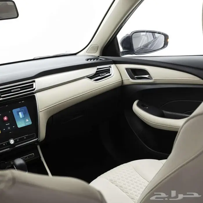 ام جي 5 ستاندر 2025 الشكل القديم اللون الاسود 21