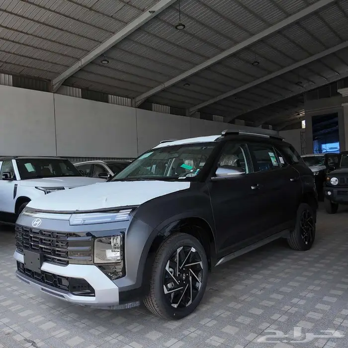 متوفر هونداي كريتا جراند سمارت 7 ركاب 2025 1