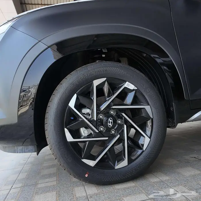 متوفر هونداي كريتا جراند سمارت 7 ركاب 2025 6