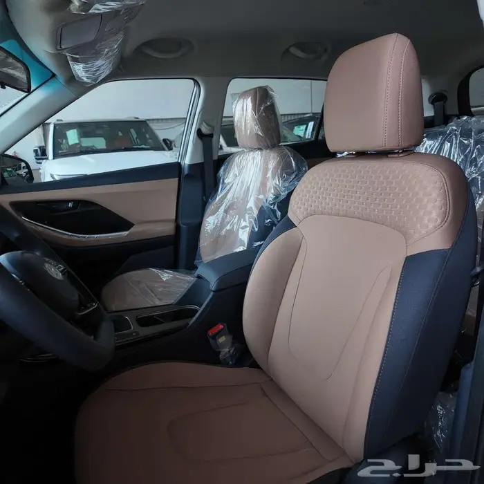 متوفر هونداي كريتا جراند سمارت 7 ركاب 2025 14