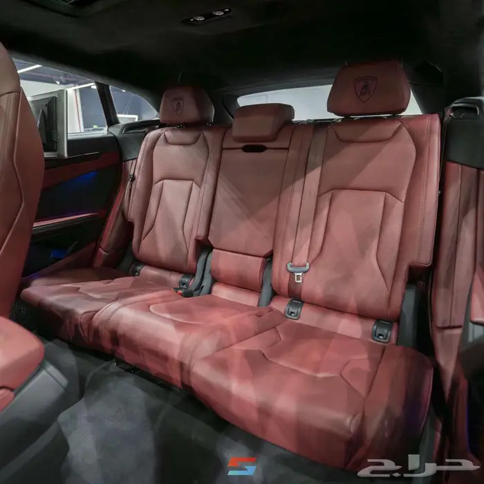 لامبورجيني اوروس موديل 2021 24