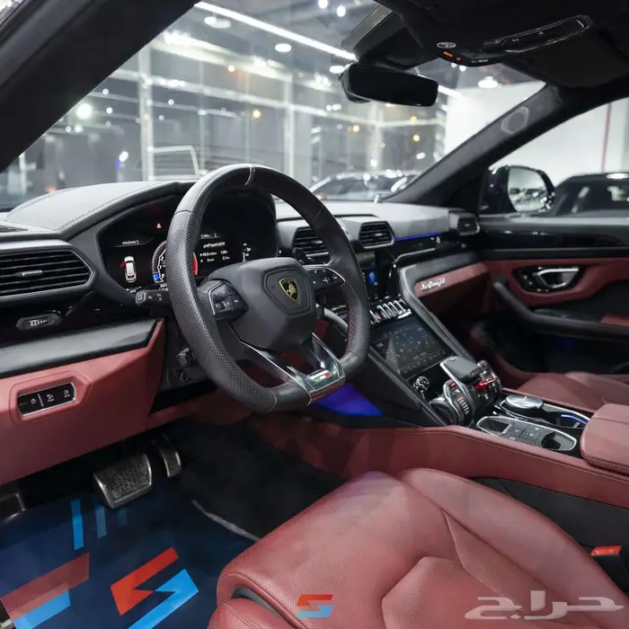 لامبورجيني اوروس موديل 2021 19