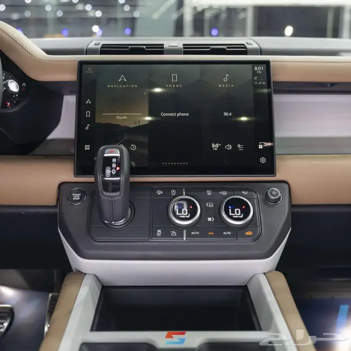 لاندروفر ديفندر 110 SE اكس ديناميك موديل 2026 11