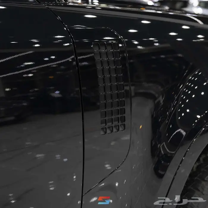 لاندروفر ديفندر 110 SE اكس ديناميك موديل 2026 6