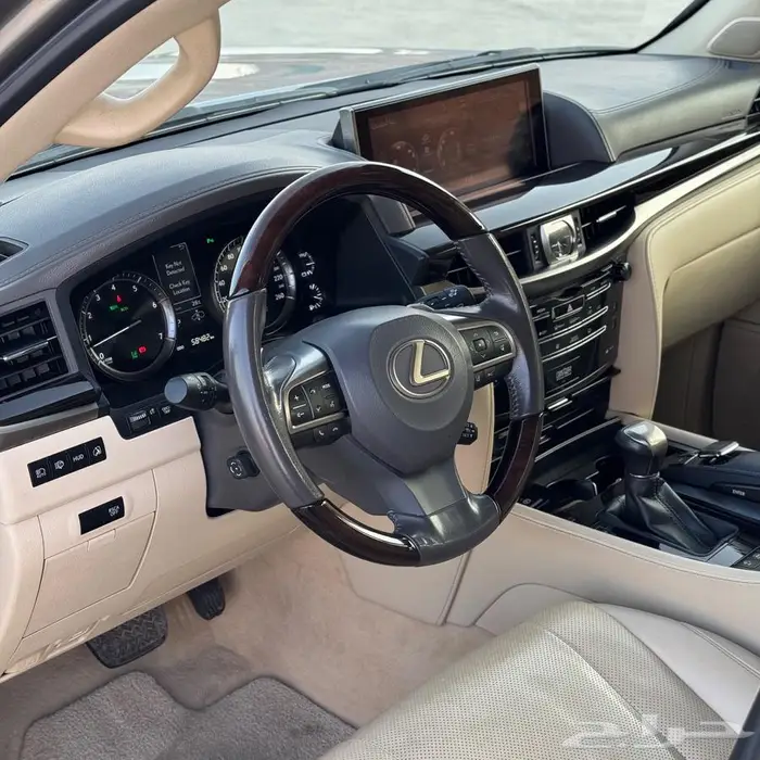 جيب لكزس 2017 12