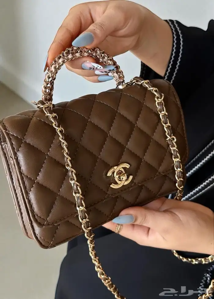 شنط شانيل طبق الاصليه بأقل الأسعار شامل الملحقات جودة ممتاز 4