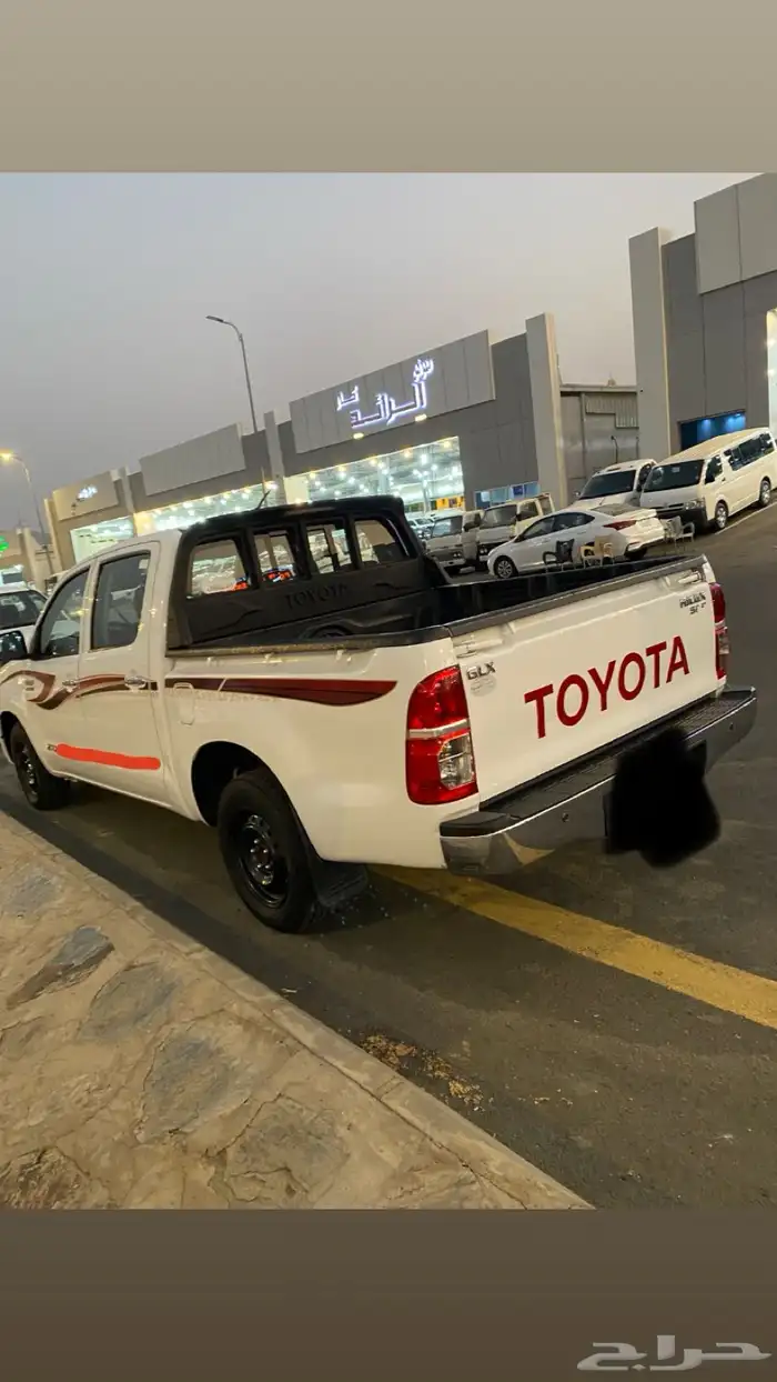 إعلان عن هايلوكس 2014 3