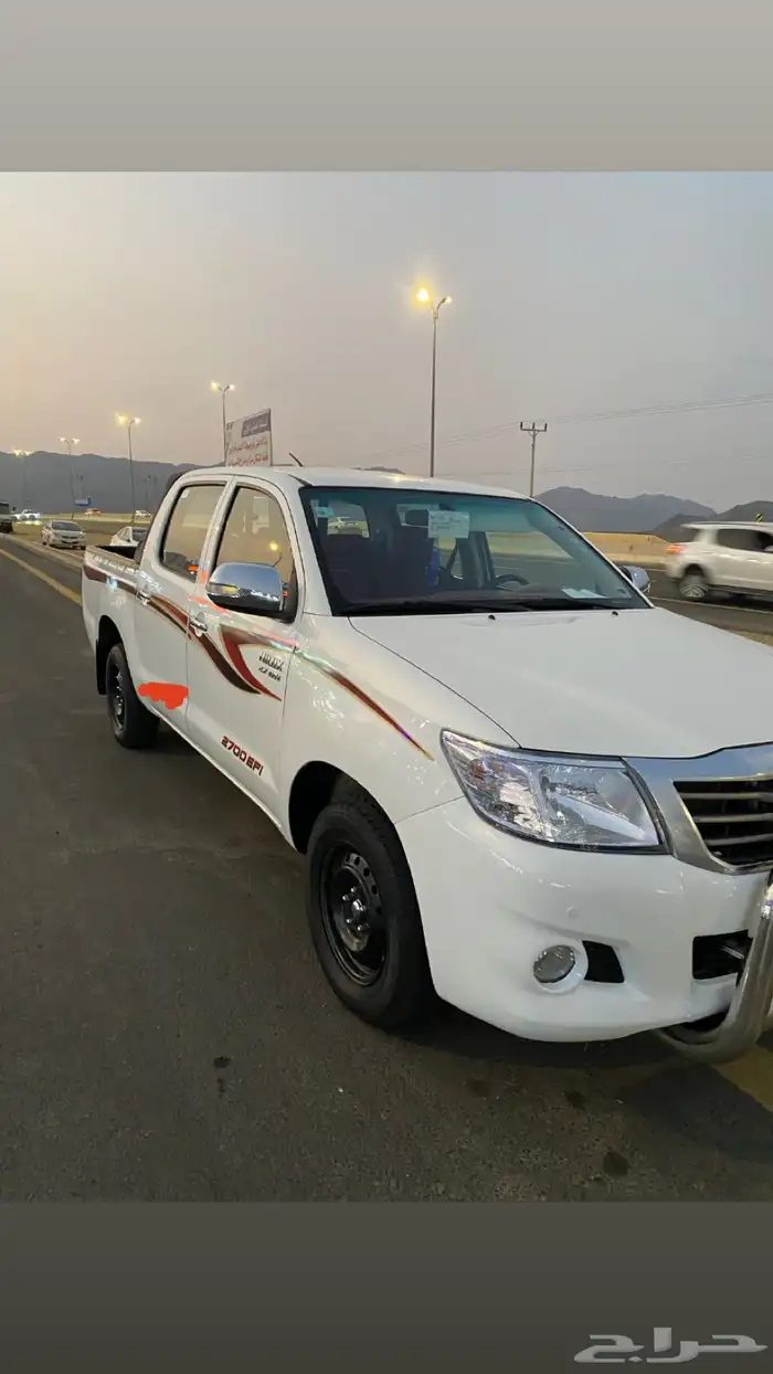 إعلان عن هايلوكس 2014 0