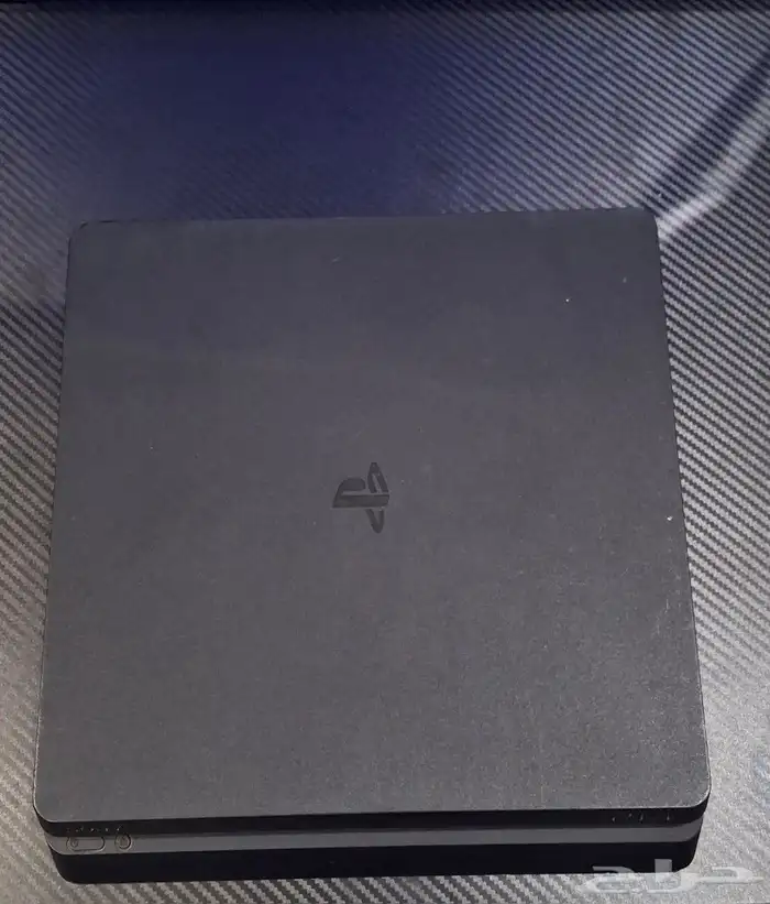 بلايستيشن 4 نضيف مع يدين تحكم و 10 العاب 8