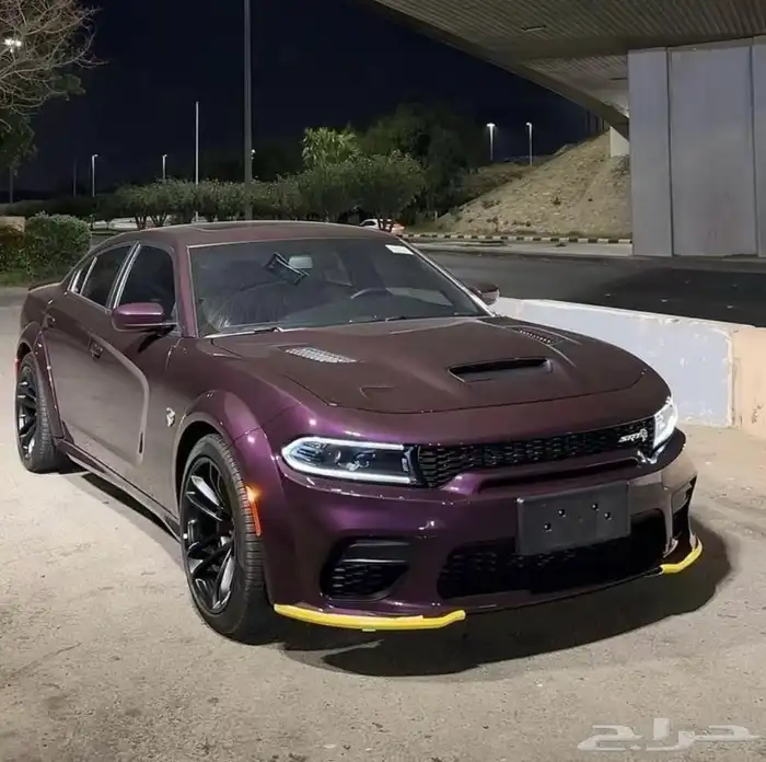 تشارجر هيلكات وايد بدي2022الوحيده بالمملكه باللون شبة اصفار 0