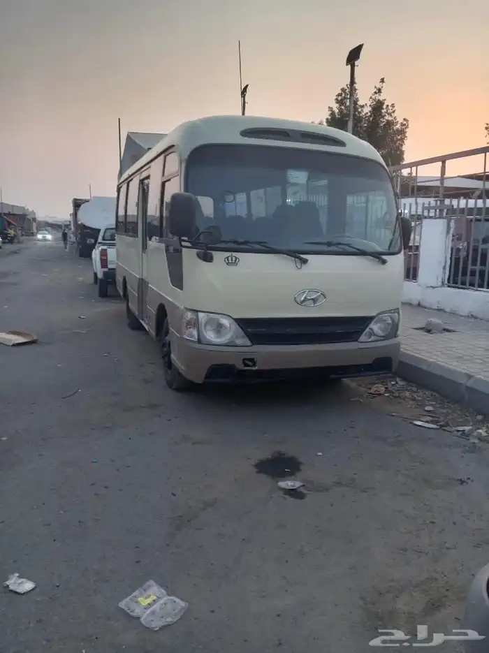 هونداي كاونتي 2012 2