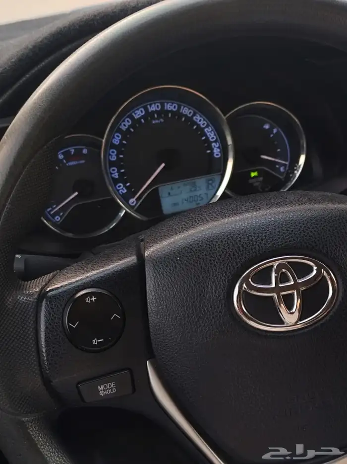 كورولا 2015 للبيع 25