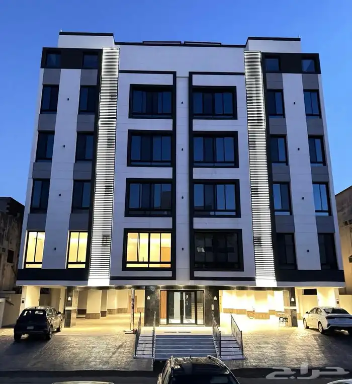 للبيع عمارة سكنية مميزة جديدة في حي السليمانية في جدة 0