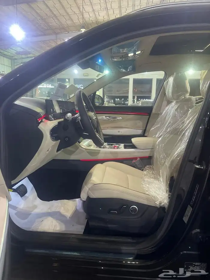 جنسيس GV70 برستيج بلس موديل 2026 5