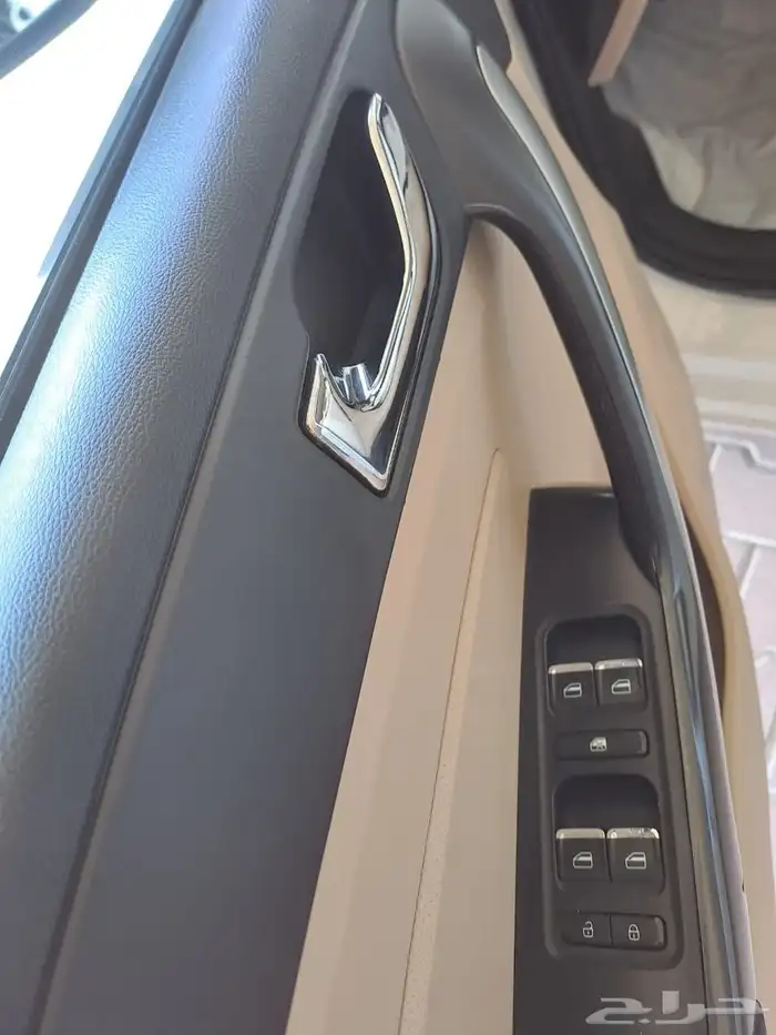 شيري اريزو5 2023 12