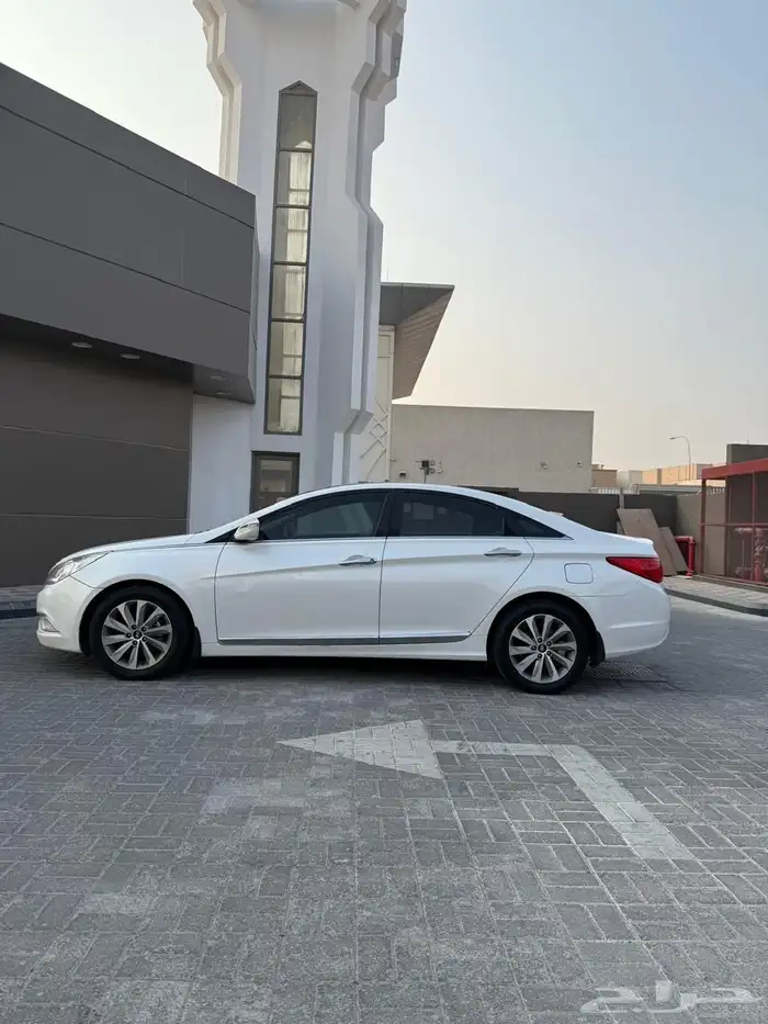 سوناتا2014 فل نظيفه وع الشرط 6