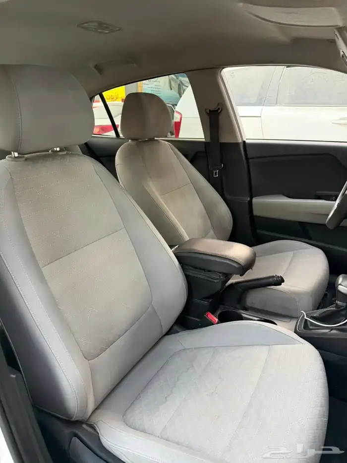 كيا ريو 2021 11