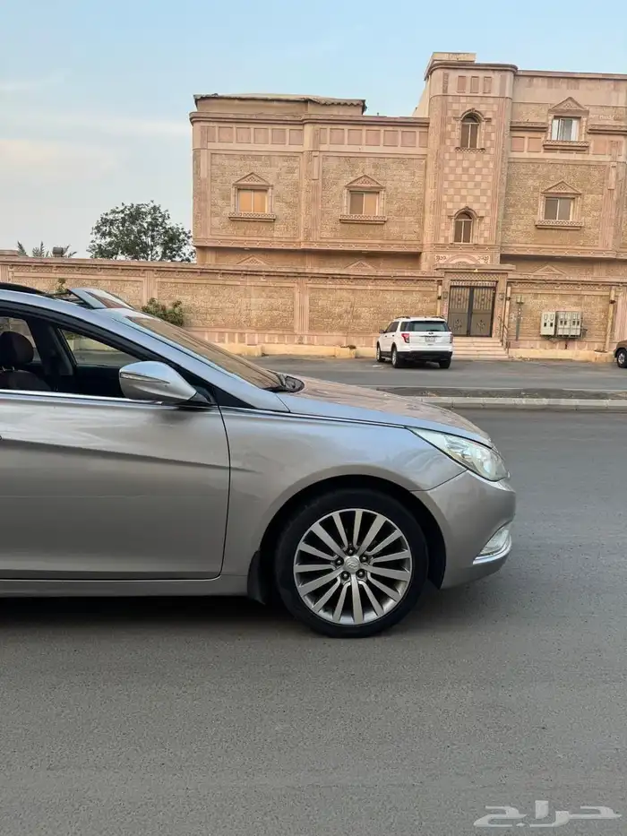 سوناتا فل كامل سمارت 9