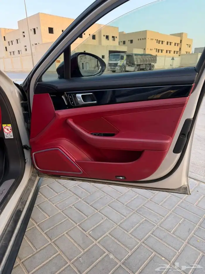 بورش بانميرا 4 13