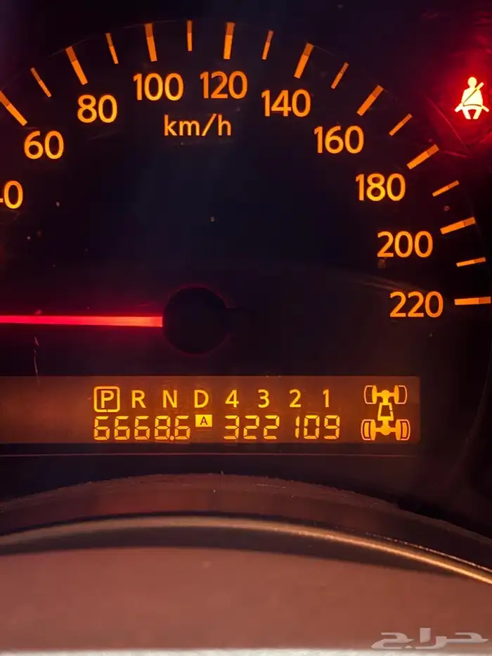 أرمادا 2006 دبل 4x4 فتحة سقف 7 مقاعد 6