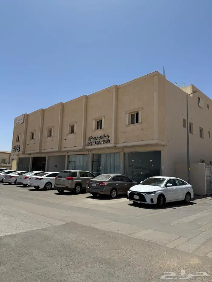 للإيجار شقق عوايل شمال بريدة في حي سلطانة 0