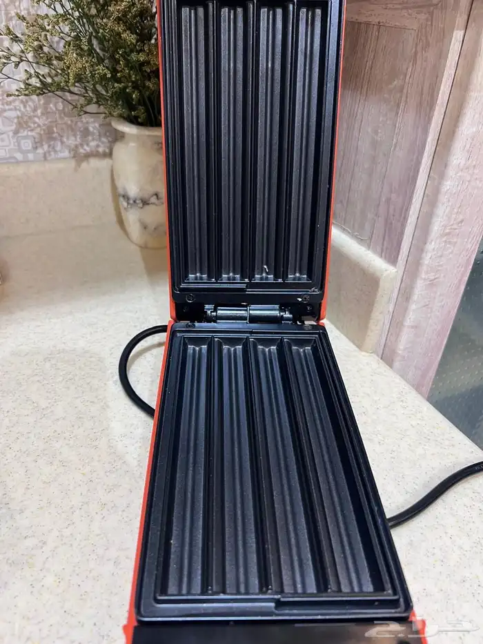 الة صنع البف باستري والتشورز 0